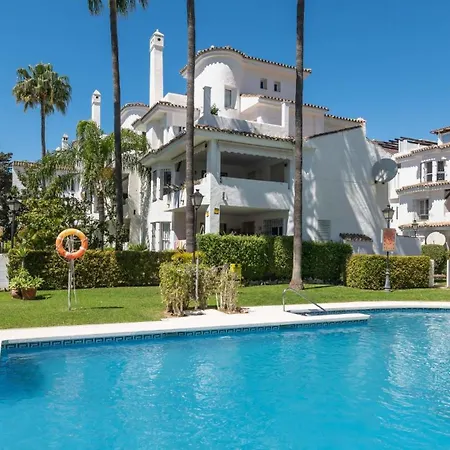 Mediterranean Hidden Treasure At Puerto Banus Apartament Marbella
